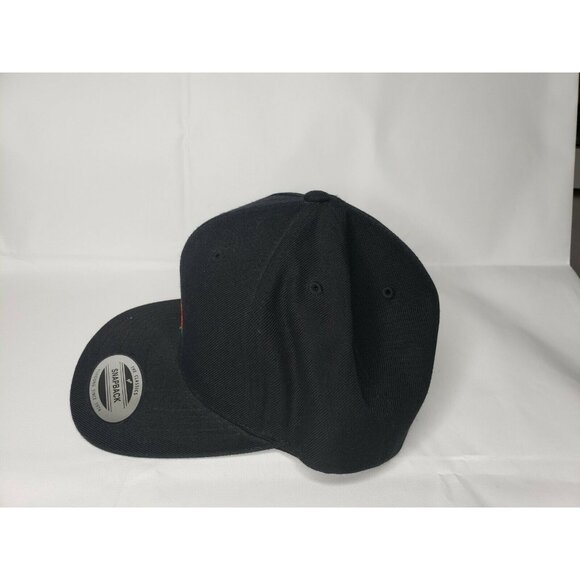 The Classics Yupoong Rose with Gold Crown Snapback Hat – Black Embroidered Acryl - Picture 4 of 9